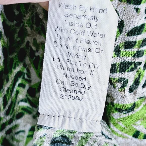 CAbi Green/ White Leaf Print Tropical Faux Wrap Dress V-Neck Long Sleeve Size XS - Picture 7 of 7